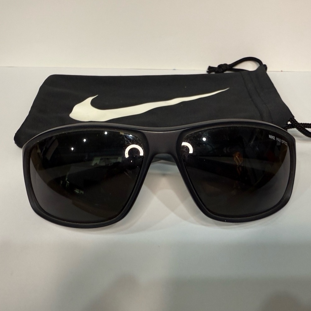 Nike Dark Sunglasses with Pouch